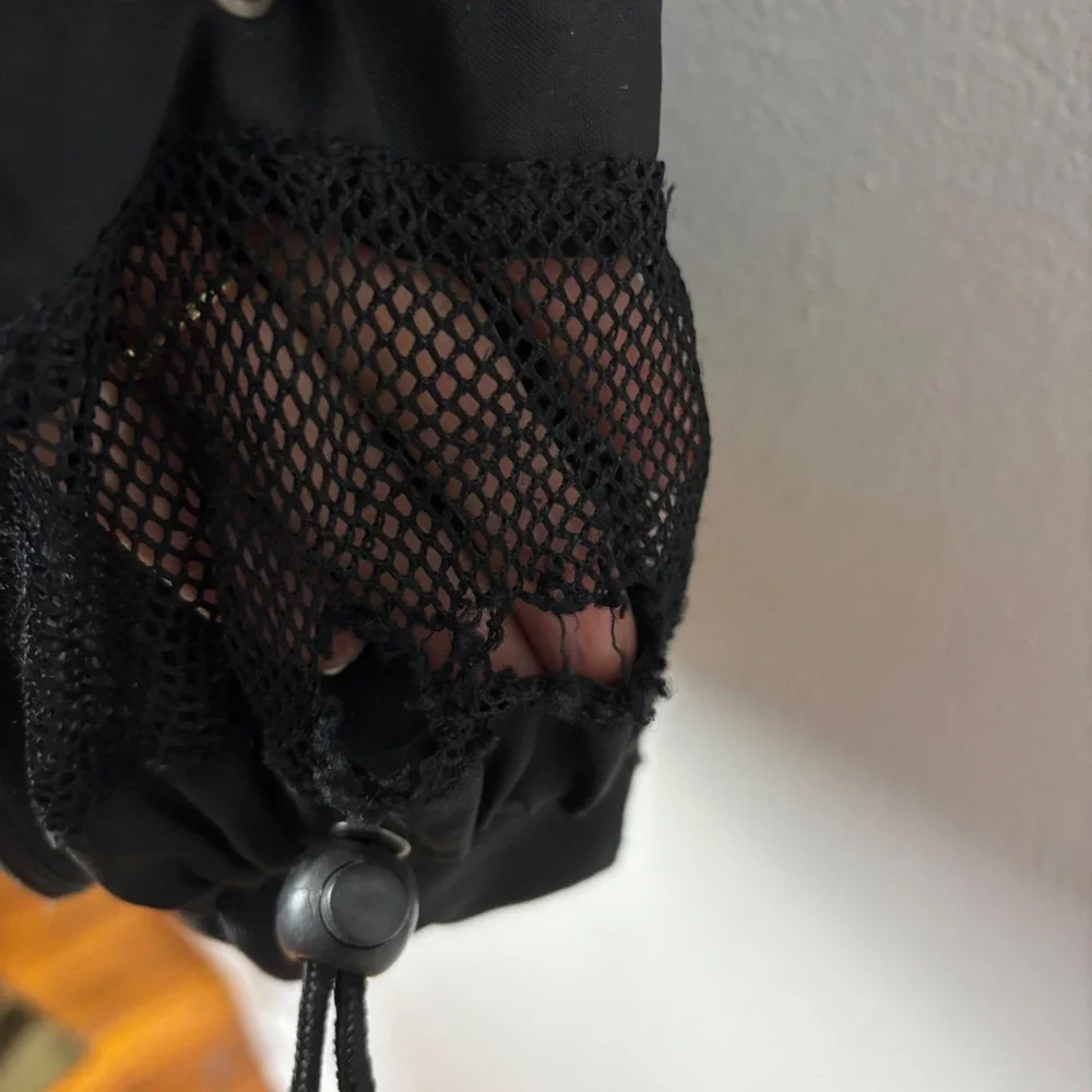Thinkgeek bag holding